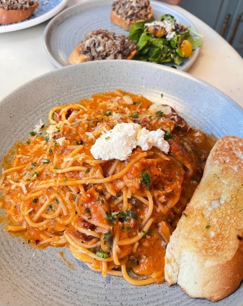 Artisanal Creamy Tomato & Herb Pasta