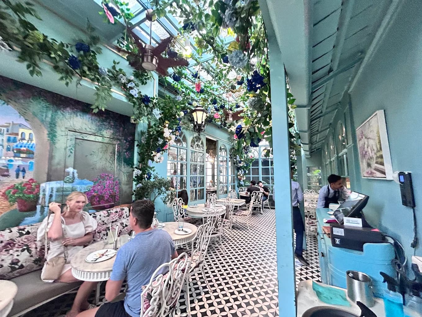 Santushti Glass Conservatory Patio